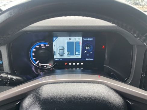 Used 2024 Ford Bronco Black Diamond image 12