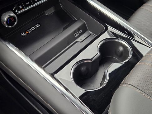 New 2025 Chevrolet Tahoe High Country image 11