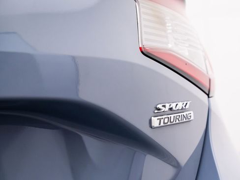 Certified 2022 Honda Civic Sport Touring image 32