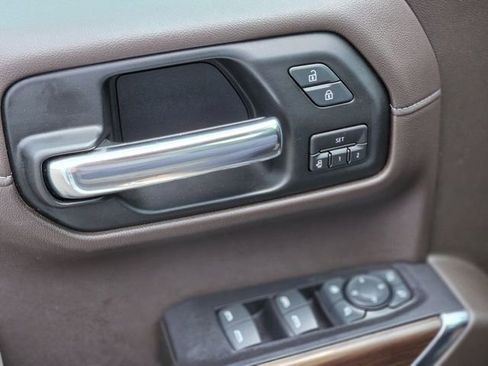 Used 2019 GMC Sierra 1500 SLT w/ SLT Premium Package image 21