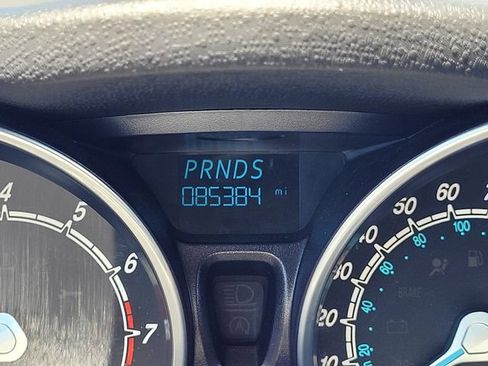 Used 2014 Ford Fiesta SE FWD image 22