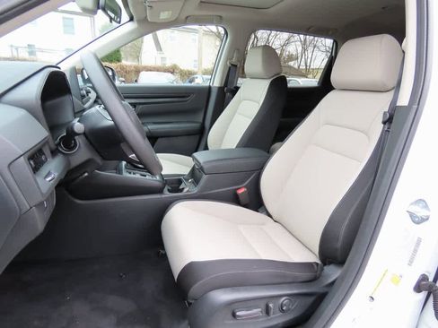 Used 2023 Honda CR-V EX image 12