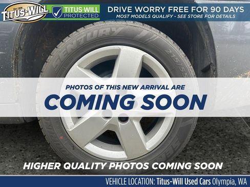 Used 2011 Chevrolet HHR LT image 4