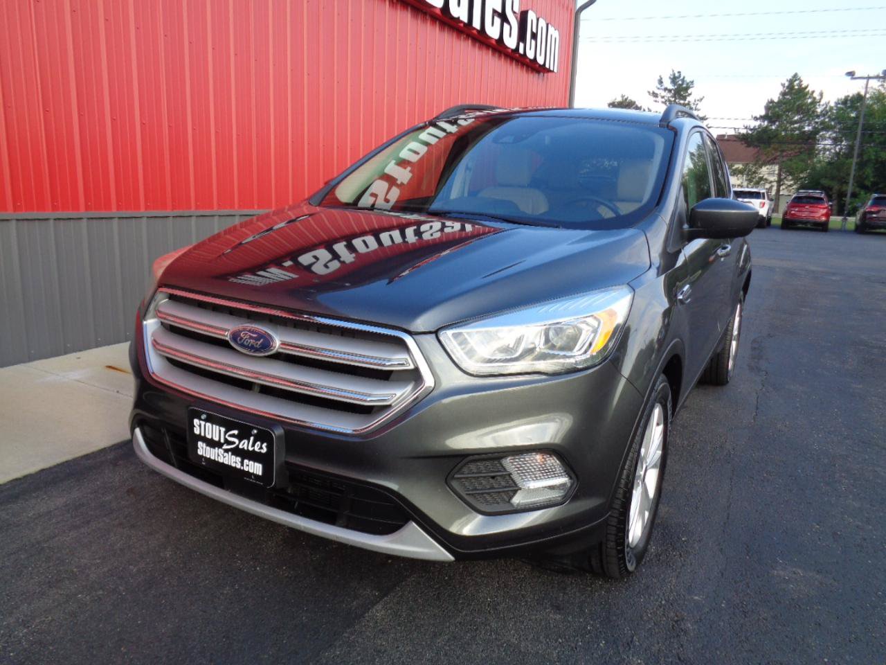 Used 2018 Ford Escape SEL w/ Ford Safe & Smart Package FWD image 1