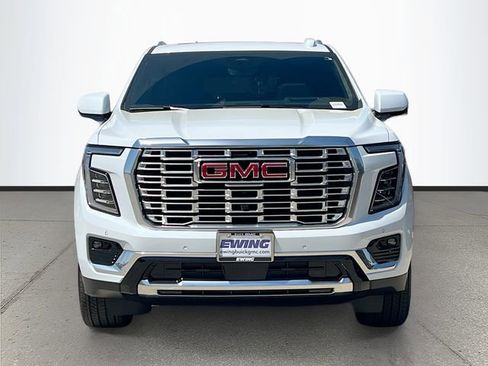 New 2026 GMC Yukon Denali w/ Denali Reserve Package image 2