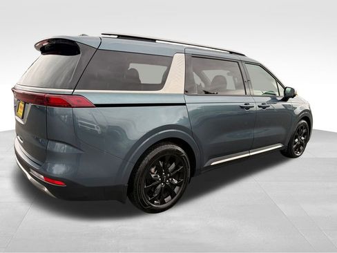 Certified 2024 Kia Carnival SX Prestige image 9