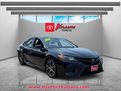 Used 2019 Toyota Camry SE w/ Convenience Package