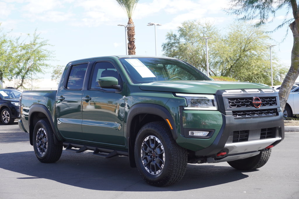 Certified 2025 Nissan Frontier PRO-4X w/ Tow Package AWD/4WD image 4