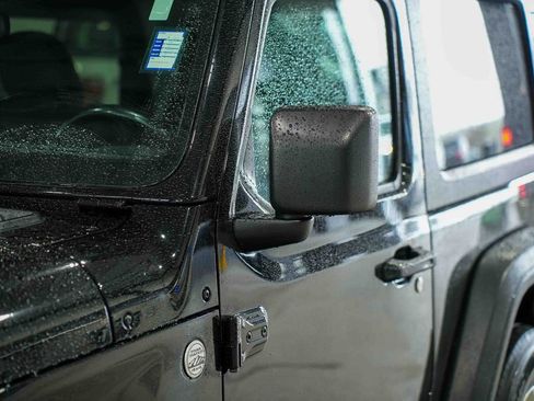 Used 2020 Jeep Wrangler Sport AWD/4WD image 10