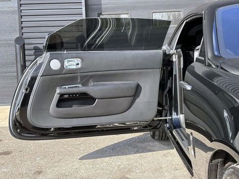 Certified 2018 Rolls-Royce Dawn image 8