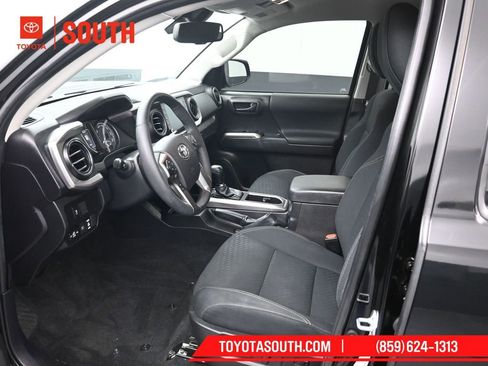 Used 2023 Toyota Tacoma Trail Edition w/ Trail Edition image 9