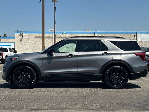 Certified 2023 Ford Explorer ST-Line w/ Class IV Trailer Tow Package RWD image 6