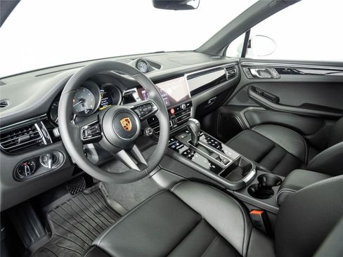 New 2026 Porsche Macan S AWD/4WD image 4