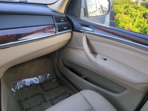 Used 2012 BMW X5 xDrive35i image 17