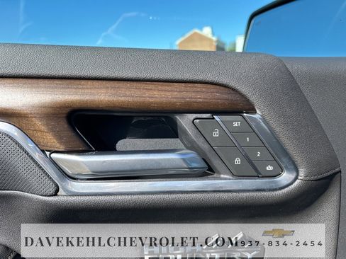 Certified 2025 Chevrolet Silverado 1500 High Country image 10