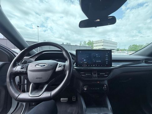 Used 2023 Ford Escape ST-Line Select w/ Tech Pack #2 image 17