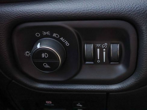 New 2027 RAM 1500 Laramie w/ Night Edition AWD/4WD image 27