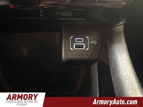 Used 2022 Jeep Compass Limited image 20