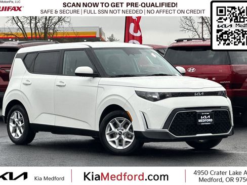 Used 2024 Kia Soul LX w/ Option Group 015 image 1