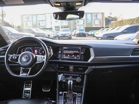 Used 2021 Volkswagen Jetta GLI Autobahn image 14