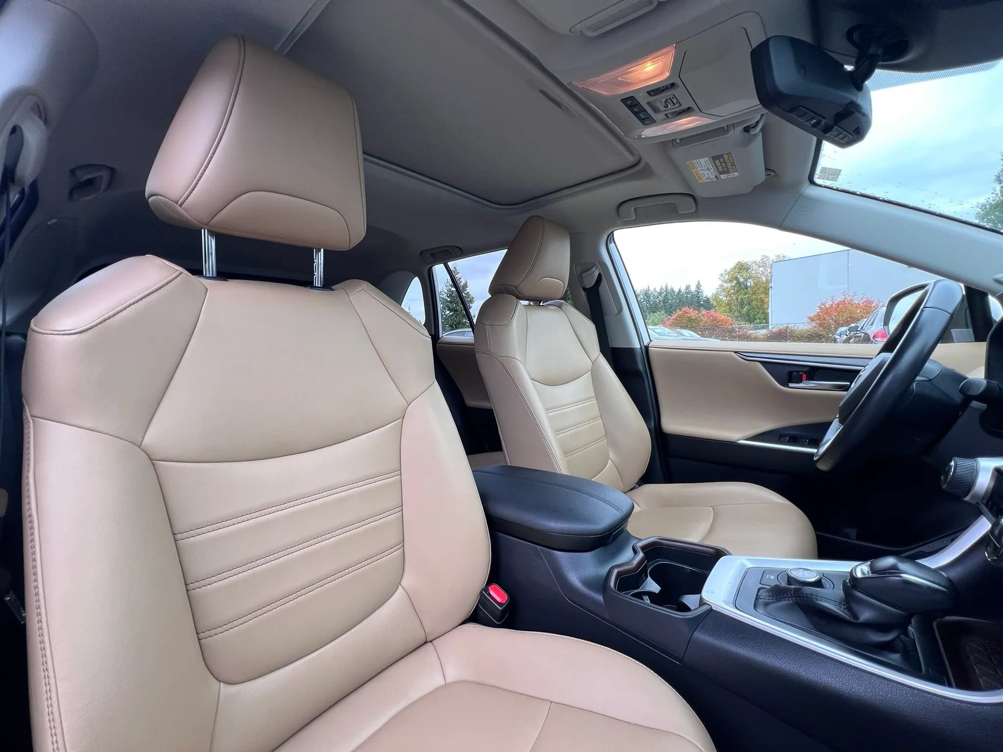 Used 2020 Toyota RAV4 Limited w/ All Weather Liner Package AWD/4WD image 21