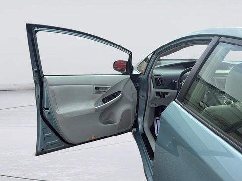 Used 2013 Toyota Prius Two FWD image 20