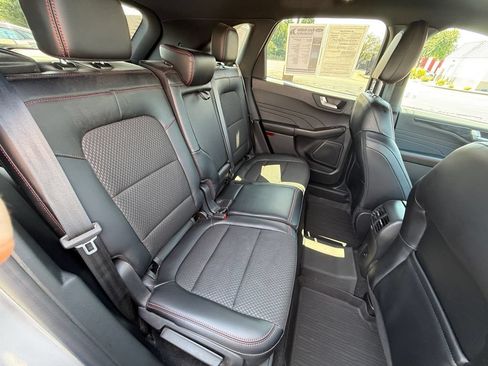 Used 2024 Ford Escape ST-Line Select w/ Tech Pack #2 AWD/4WD image 33