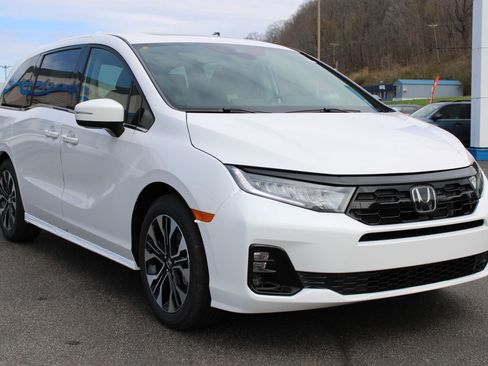 New 2026 Honda Odyssey Elite image 4