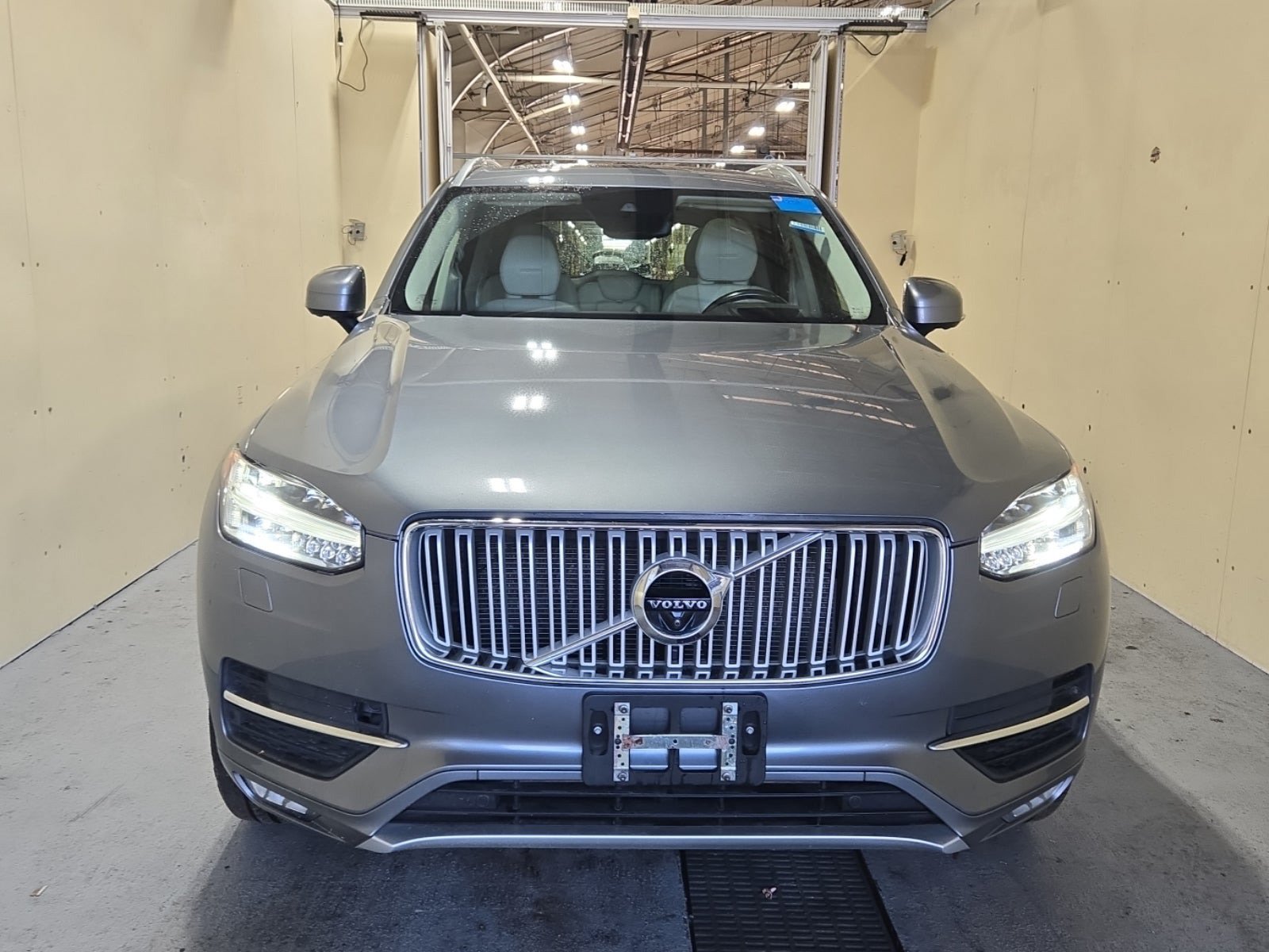 Used 2019 Volvo XC90 T6 Inscription w/ Luxury Package AWD/4WD image 3