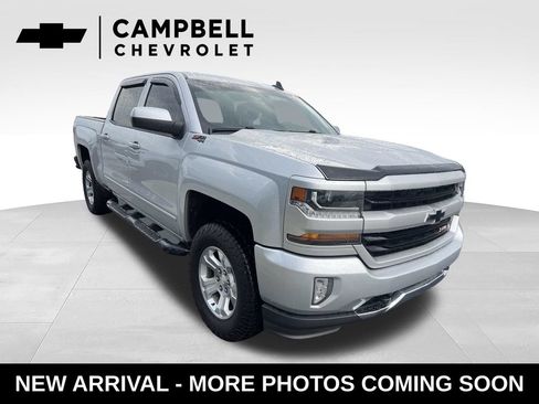 Used 2017 Chevrolet Silverado 1500 LT w/ All Star Edition AWD/4WD image 7