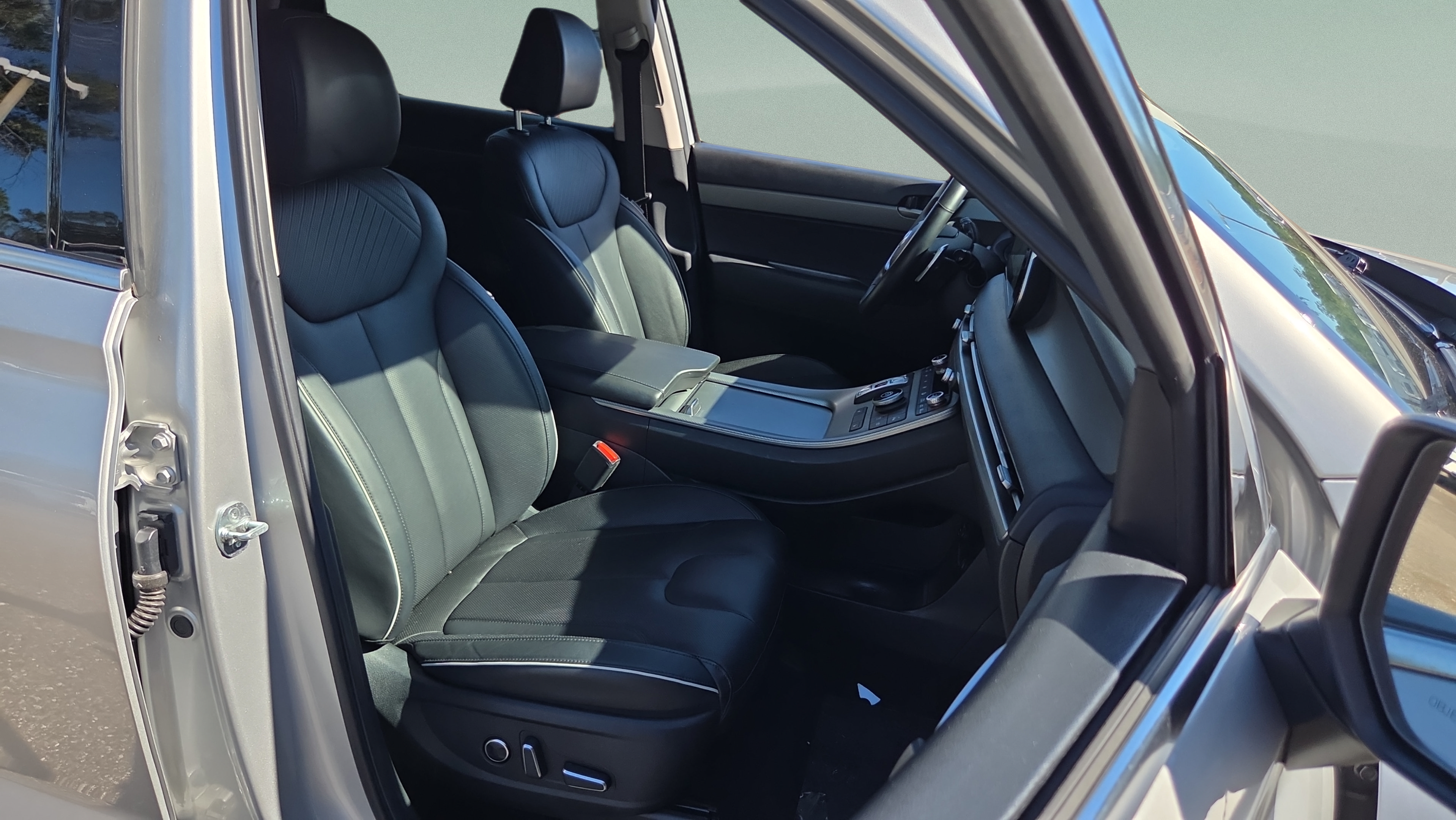 Used 2024 Hyundai Palisade SEL FWD image 15