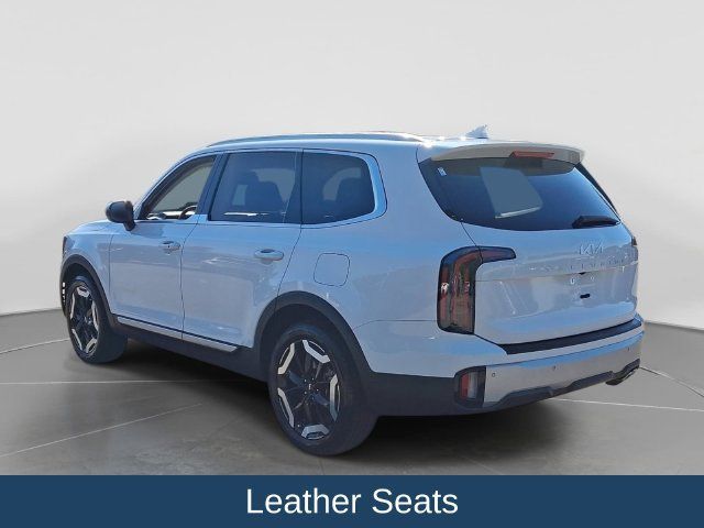 Used 2024 Kia Telluride EX w/ EX Captain's Chair Package FWD image 5