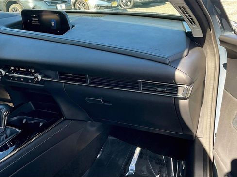 Used 2022 MAZDA CX-30 AWD 2.5 Turbo S image 17