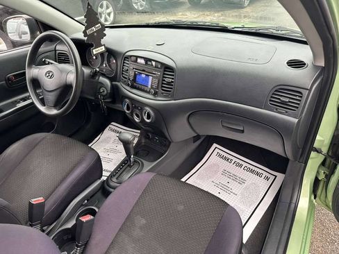 Used 2010 Hyundai Accent GS w/ Premium Pkg 3 image 15