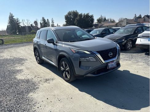 Certified 2023 Nissan Rogue SL w/ SL Premium Package image 11