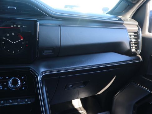 Used 2024 GMC Sierra 1500 AT4X image 29