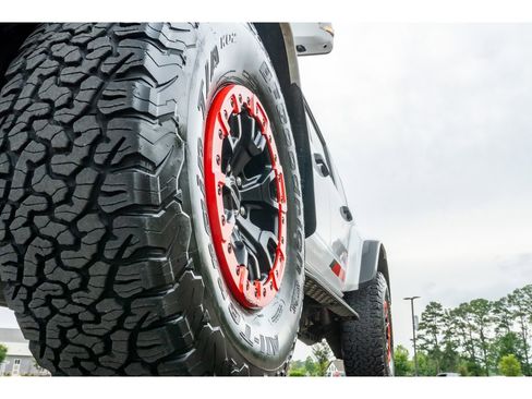 Used 2024 Ford Bronco Raptor AWD/4WD image 9