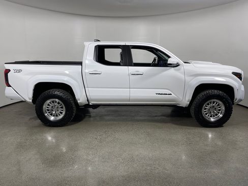 New 2026 Toyota Tacoma TRD Sport image 2