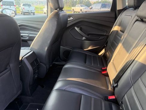 Used 2019 Ford Escape SEL AWD/4WD image 17