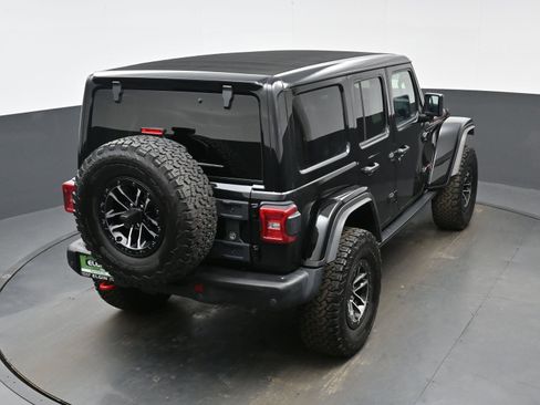 Used 2024 Jeep Wrangler Unlimited Rubicon image 35