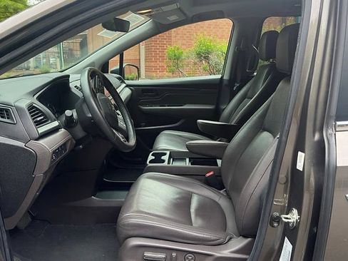 Used 2019 Honda Odyssey EX-L image 9