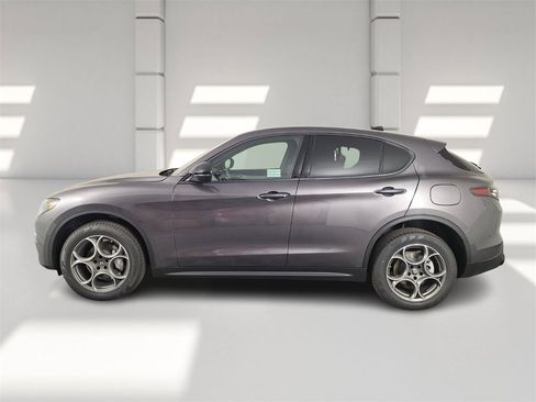 New 2025 Alfa Romeo Stelvio Sprint w/ Convenience Package image 8