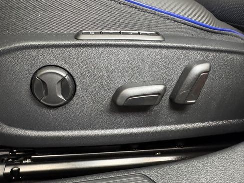 Used 2024 Volkswagen Golf R image 12