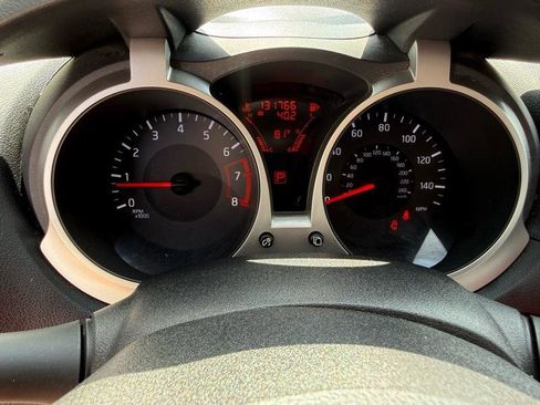 Used 2015 Nissan Juke SV FWD image 42