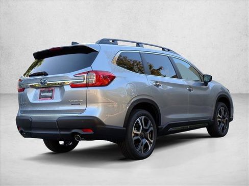 Used 2026 Subaru Ascent Touring AWD/4WD image 2