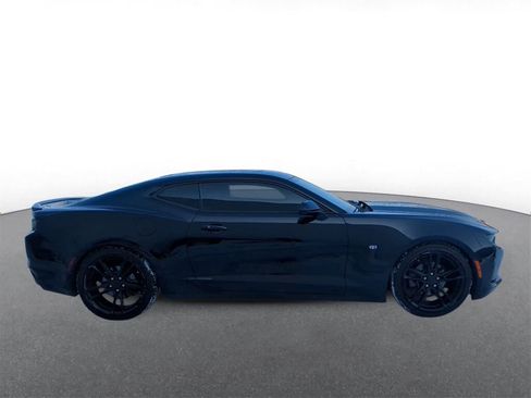 Used 2019 Chevrolet Camaro LT w/ RS Package image 9