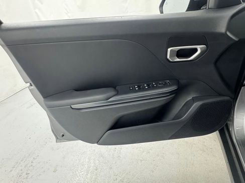 New 2026 Kia K4 LXS FWD image 16
