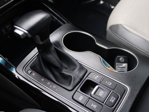 Used 2020 Kia Sorento SX image 46