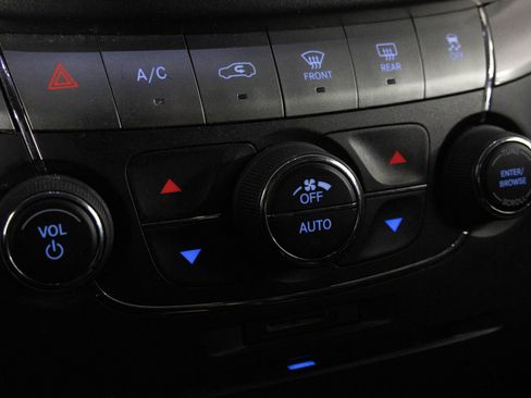 Used 2019 Dodge Journey Crossroad image 22