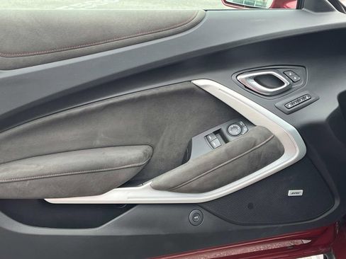 Used 2019 Chevrolet Camaro ZL1 image 18